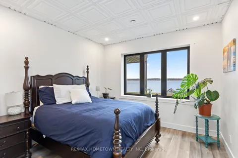 5 Shoreside Way, Augusta, ON K6V 5T1