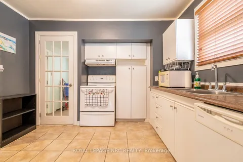 84 Chetwood Street, St. Catharines, ON L2S 2A5