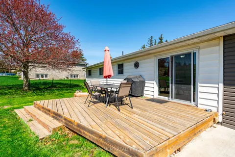 258 Oakhill Drive, Brantford, ON N3T 5L7