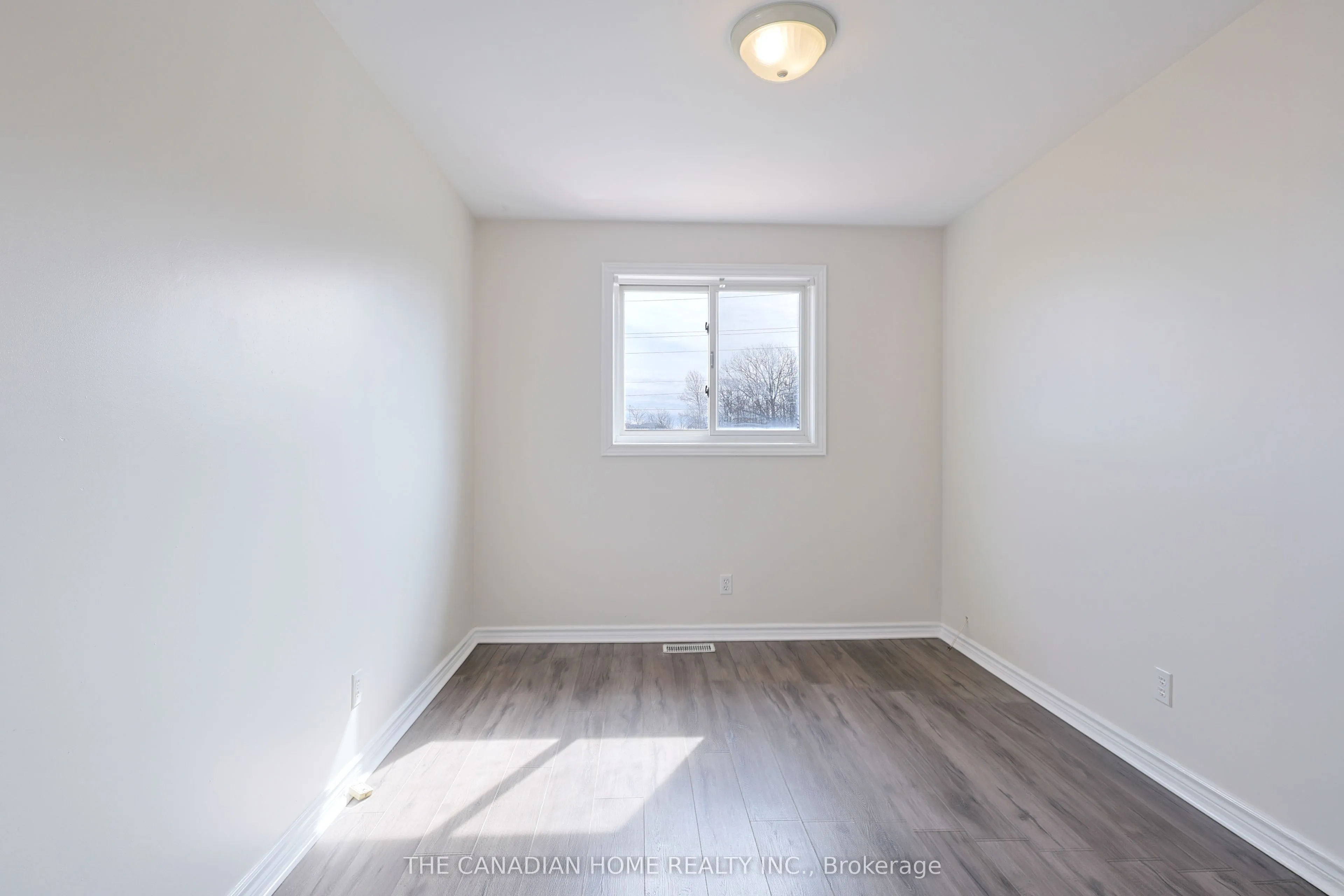 88 CEDARVALE Crescent, Welland, ON L3C 6X1