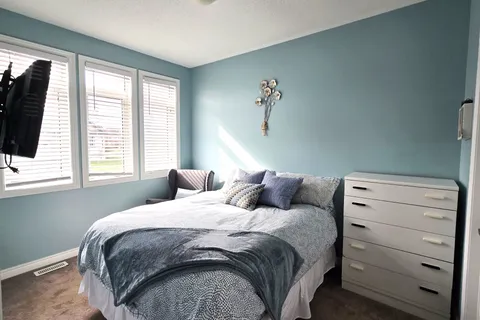 28 Middleton Avenue, Centre Wellington, ON N1M 0G2