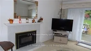 5 Dereham Drive, Tillsonburg, ON N4G 5L8