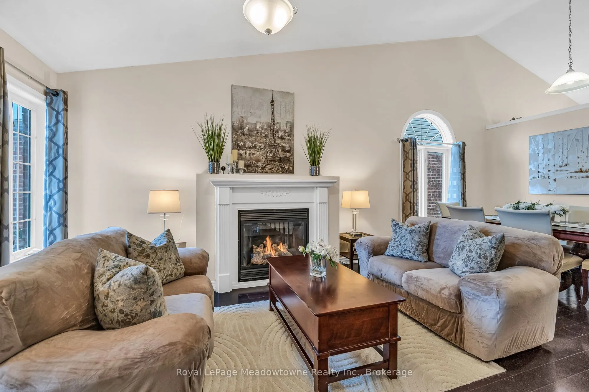 14 Atto Drive, Guelph, ON N1E 0E4