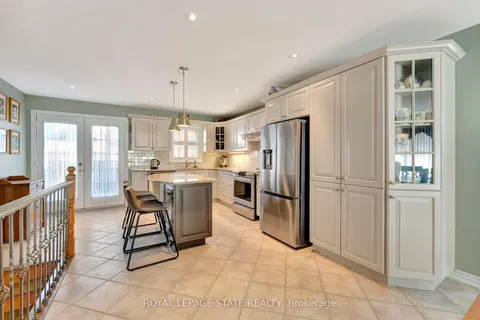 542 Jerseyville Road, Hamilton, ON L9G 3L5