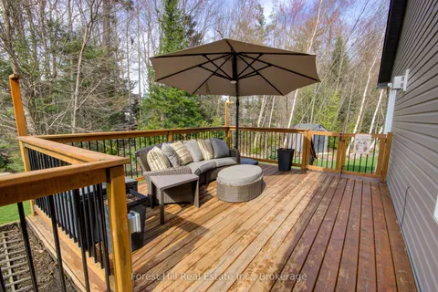 144 Pineridge Gate, Gravenhurst, ON P1P 1Z1
