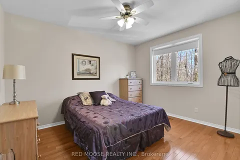 9859 Russell Road, Orleans - Cumberland and Area, ON K4B 1R8