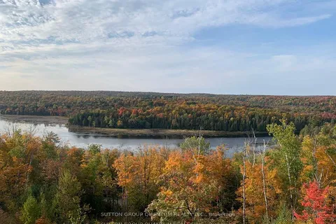 2724 River Road, Frontenac, ON K0H 2J0