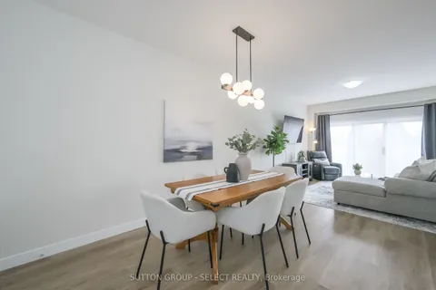 6949 Royal Magnolia Avenue, London South, ON N6P 1H5