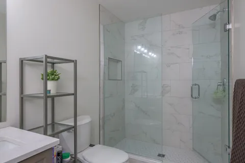 6949 Royal Magnolia Avenue, London South, ON N6P 1H5