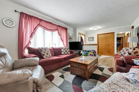 16 Broadview Drive, Brant, ON N0E 1A0