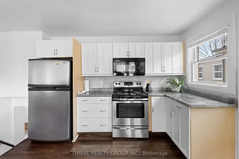 221 Merlin Crescent, London East, ON N5W 5A2