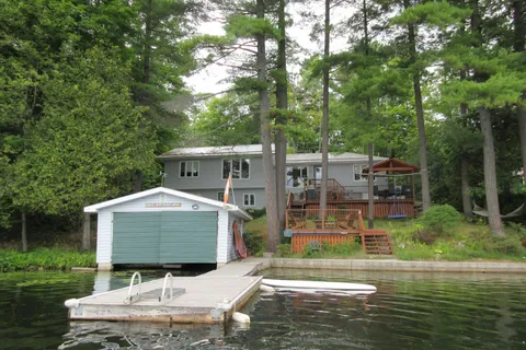 1119 Narrows Lane, Frontenac, ON K0H 2L0
