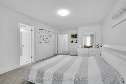 2074 Saddlerock Avenue, London North, ON N6G 3W3