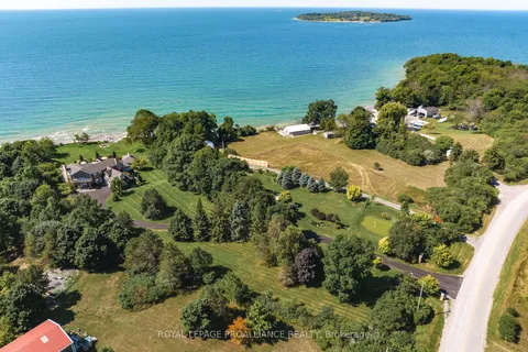 1261 County Rd 20 Road, Prince Edward County, ON K0K 3L0