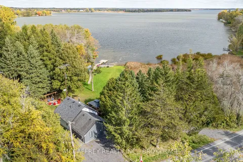 1085 SOUTH SHORE Road, Greater Napanee, ON K7R 3K7