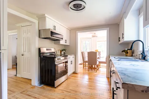 485 North Mary Lake Road, Huntsville, ON P1H 1R9