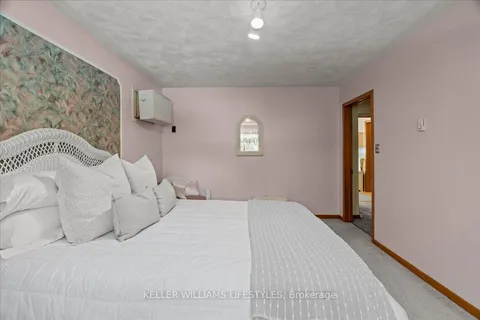 1802 Longwoods Road, Southwest Middlesex, ON N0L 2N0