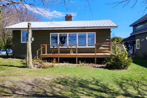 805 Leonard Court, Huron-Kinloss, ON N2Z 2X3