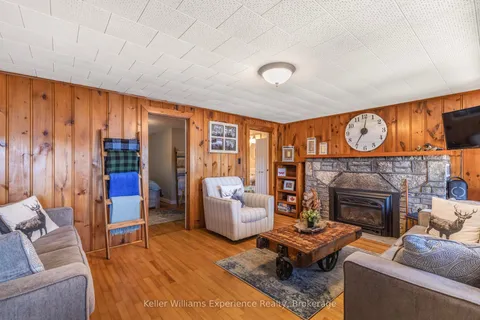 185 West Waseosa Lake Road, Huntsville, ON P1H 2N5