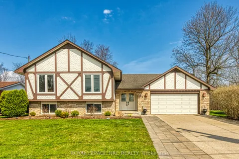12 Englewood Court, Fort Erie, ON L2A 5X5