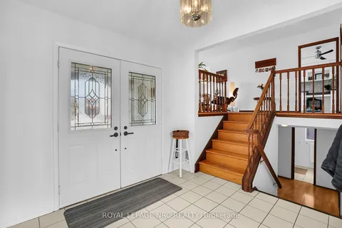 12 Englewood Court, Fort Erie, ON L2A 5X5