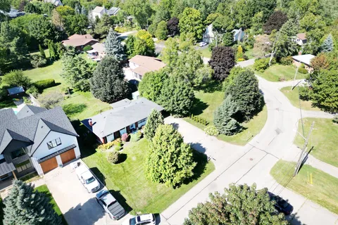 33 Ridgeway Avenue, Guelph, ON N1L 1G9