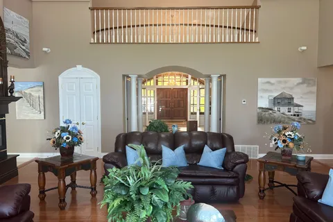 16024 LAKESIDE Drive, South Stormont, ON K0C 1P0