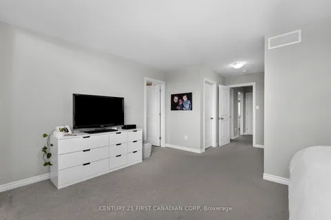 114 Old Field Lane, Central Elgin, ON N5L 0A9