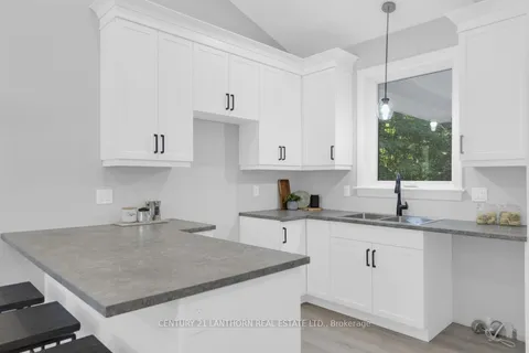 1713 Hollowview Road, Centre Hastings, ON K0K 3E0