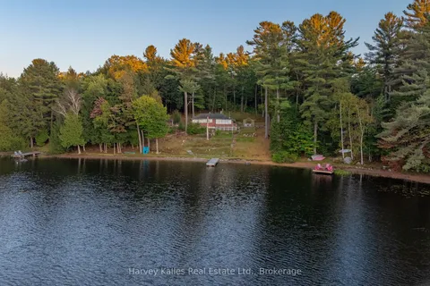 1028 South Tooke Lake Road, Lake of Bays, ON P0B 1A0