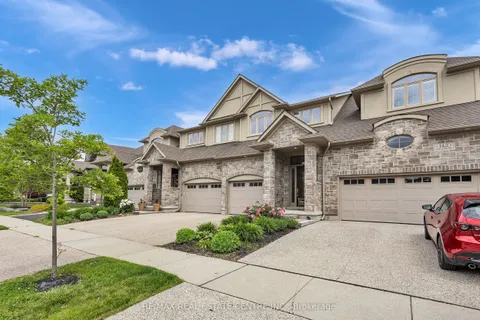 140 OAK PARK Drive, Waterloo, ON N2K 0B3