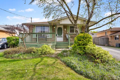 20 Brackencrest Road, St. Catharines, ON L2P 3K8