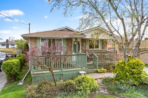 20 Brackencrest Road, St. Catharines, ON L2P 3K8