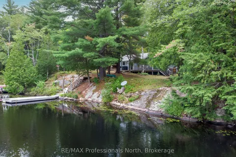 1299 Dickie Lake Road, Lake of Bays, ON P0B 1A0