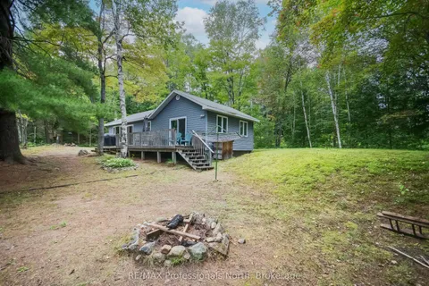 1299 Dickie Lake Road, Lake of Bays, ON P0B 1A0