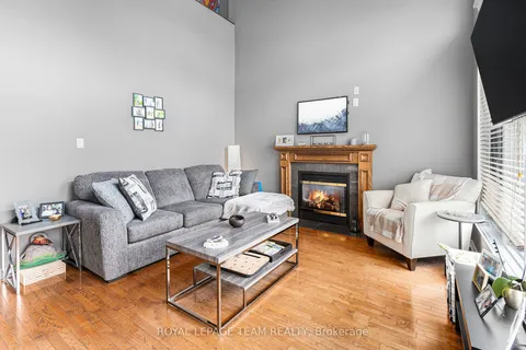 211 STONEWAY Drive, Barrhaven, ON K2G 6R2