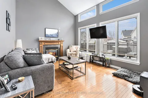 211 STONEWAY Drive, Barrhaven, ON K2G 6R2