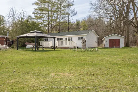 20927 Lakeside Drive, Thames Centre, ON N0L 2P0