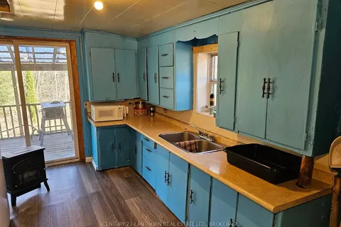 119 Addington rd 7 Road, Addington Highlands, ON K0H 1L0