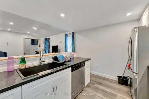 279 Darling Street, Brantford, ON N3S 3X7