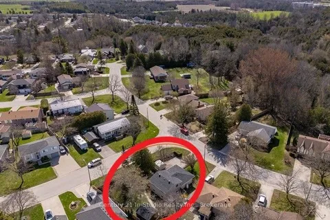 587 Scott Street, Kincardine, ON N2Z 1V2