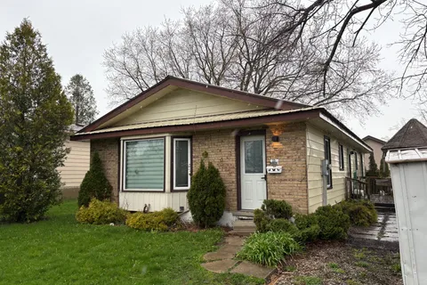 23 Cobourg Street, West Perth, ON N0K 1N0