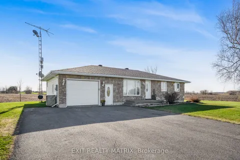 1688 Ste-Marie Road, Russell, ON K0A 1W0