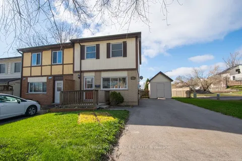 1635 Applewood Crescent, Peterborough West, ON K9K 1N3