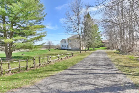 39 Palmateer Road, Tweed, ON K0K 3J0