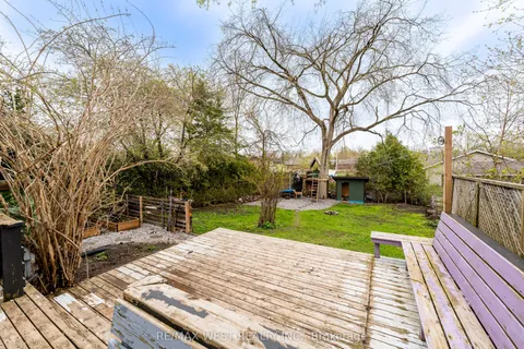 40 Regent Street, Selwyn, ON K0L 2H0