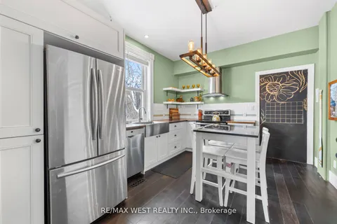 40 Regent Street, Selwyn, ON K0L 2H0