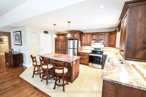 6 BLUEGRASS Boulevard, Norfolk, ON N4B 0A7