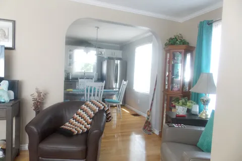 70 Donald Street, Belleville, ON K8P 2J3