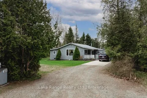 804 Meadow Place, Huron-Kinloss, ON N2Z 2X3